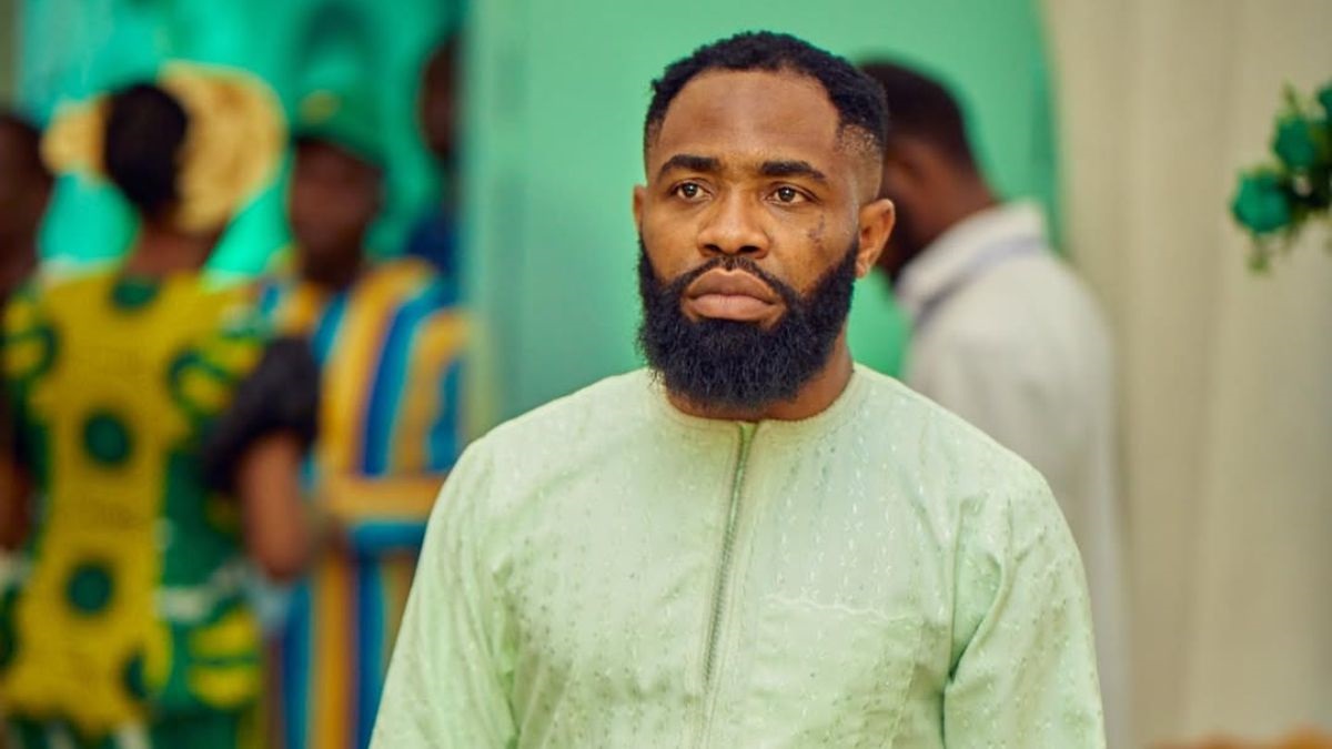 Woli Arole slams braless women